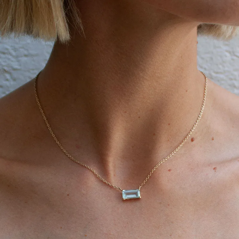 Lateral Necklace, Aquamarine, 9kt Yellow Gold