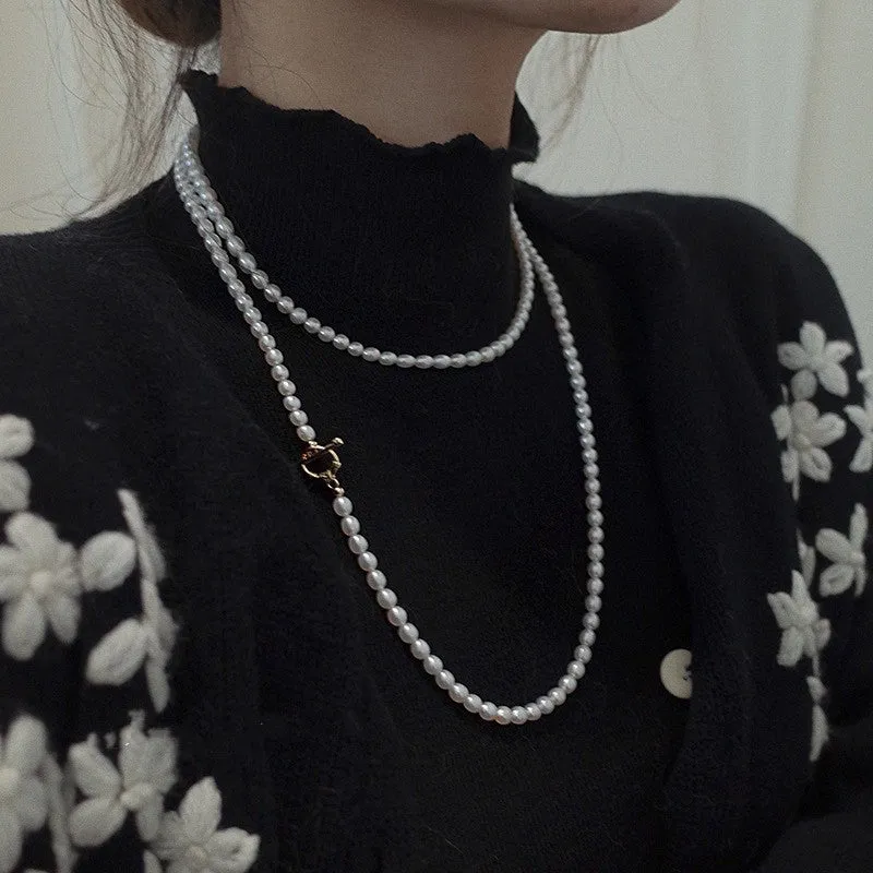 Simple natural pearl necklace with OT clasp